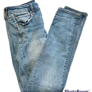 AEO American Eagle super stretch skinny Lightwash denim blue jeans 4